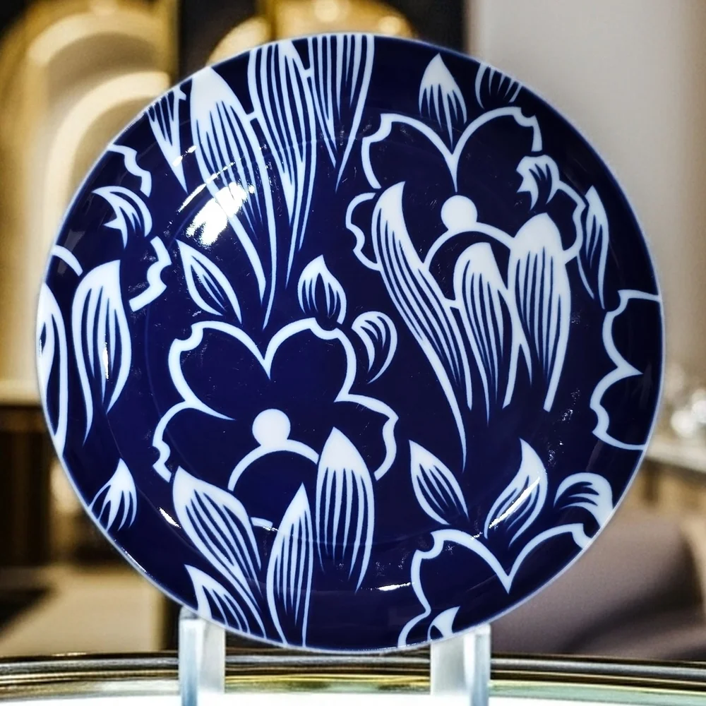 Elegant Blue and White Floral Plate